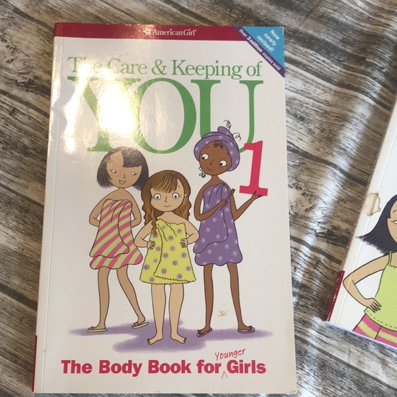 American Girl Book Bundle~EUC~ - Picture 2 of 8